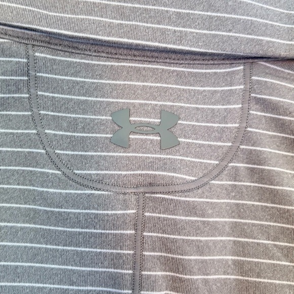 NWT Under Armour Woman’s Small Striped Short Sleeve Gray Collard Polo Shirt - Picture 10 of 10